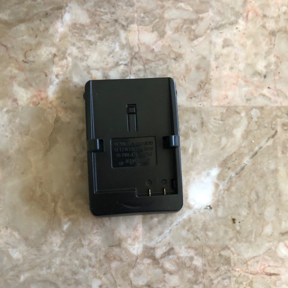 Camera battery - Picture 6 of 8